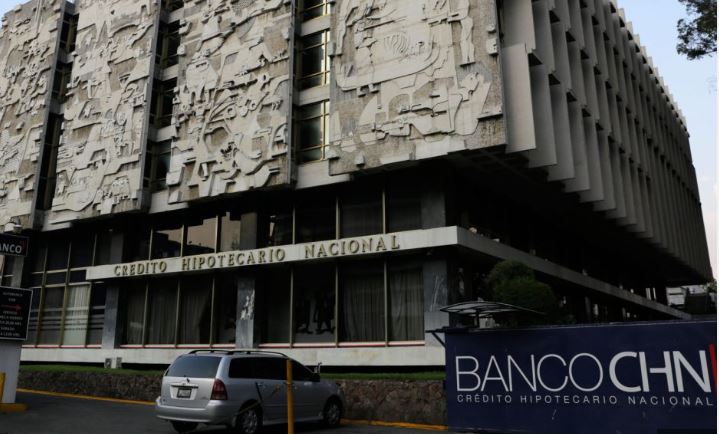 MCD contribuye a la restauración de fachada del Crédito Hipotecario Nacional