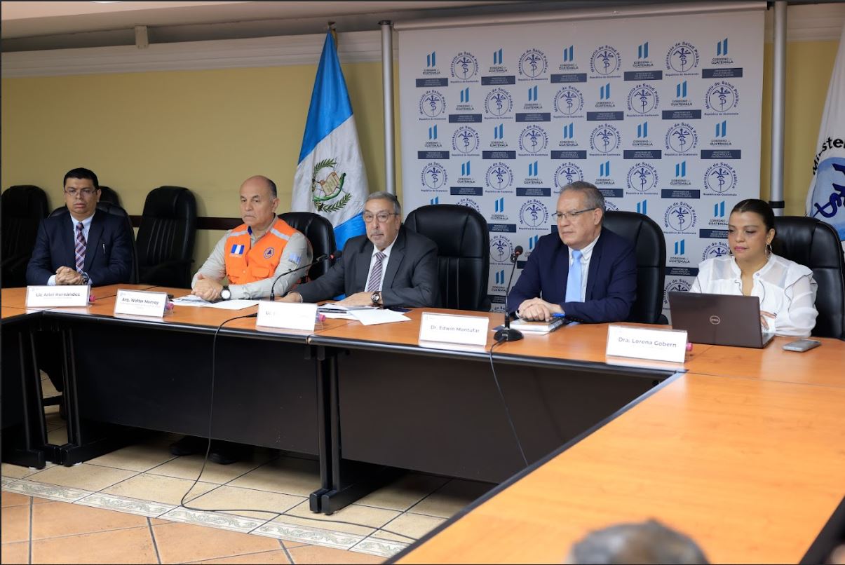 Salud declara emergencia sanitaria nacional en Guatemala por presencia de epidemia de dengue