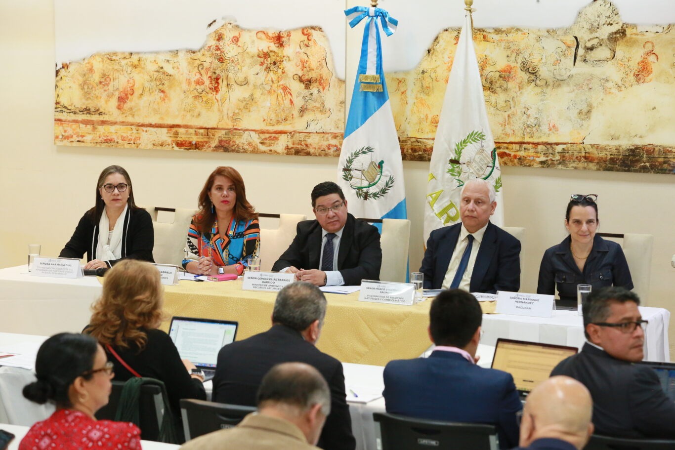 Minex y MARN organizan taller “Rumbo a la COP28”