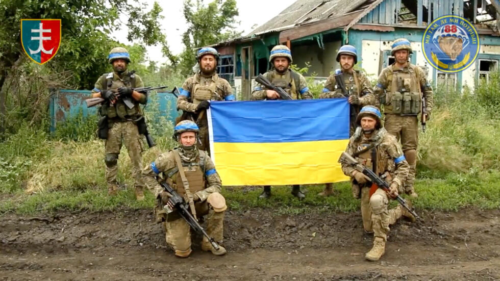 Ucrania “vuelve” a Crimea en el día del aniversario de su independencia