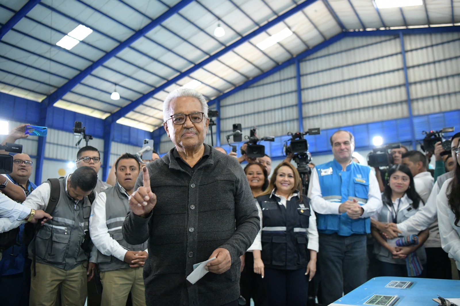 Se inicia segunda vuelta electoral 2023 en Guatemala