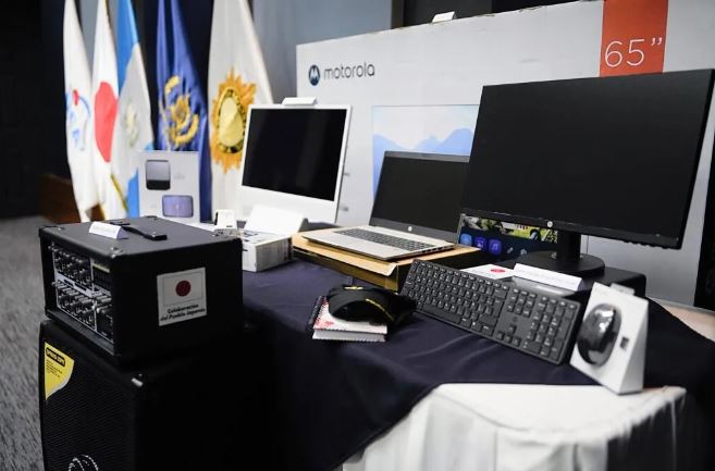 Mingob recibe donación de equipo tecnológico y logístico de Japón