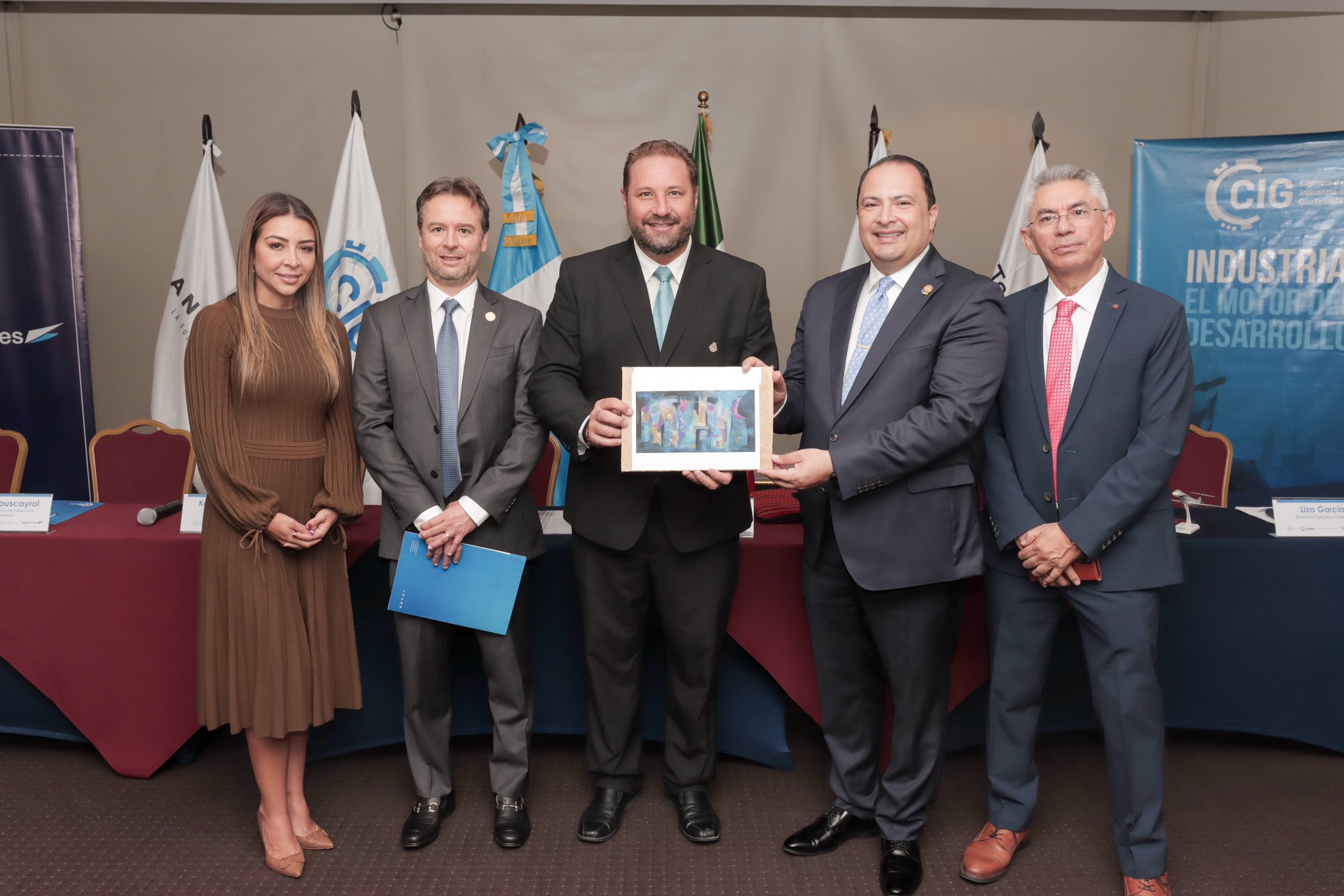 Guatemala fortalece el intercambio comercial con México