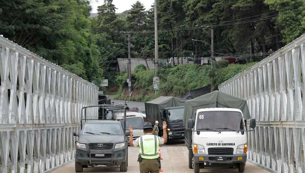 Habilitan puente temporal en kilómetro 17.5 ruta al Pacífico, Villa Nueva