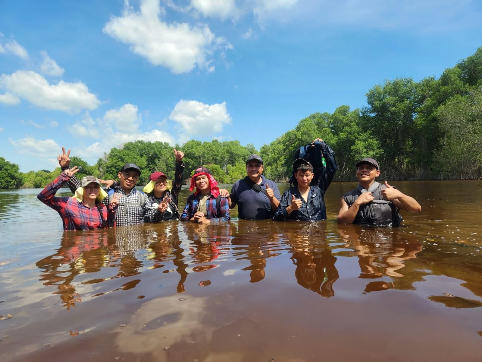 Universitarios visitan áreas protegidas del Conap