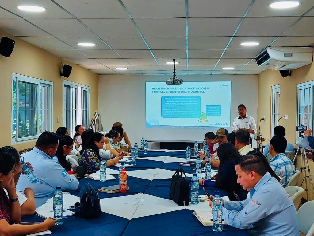 Chiquimula da seguimiento al Plan Nacional de Capacitación y Fortalecimiento Institucional
