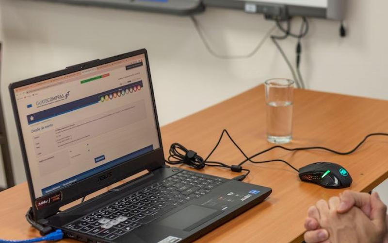 Más de 6 mil 500 empleados públicos se han capacitado en compras y contrataciones estatales