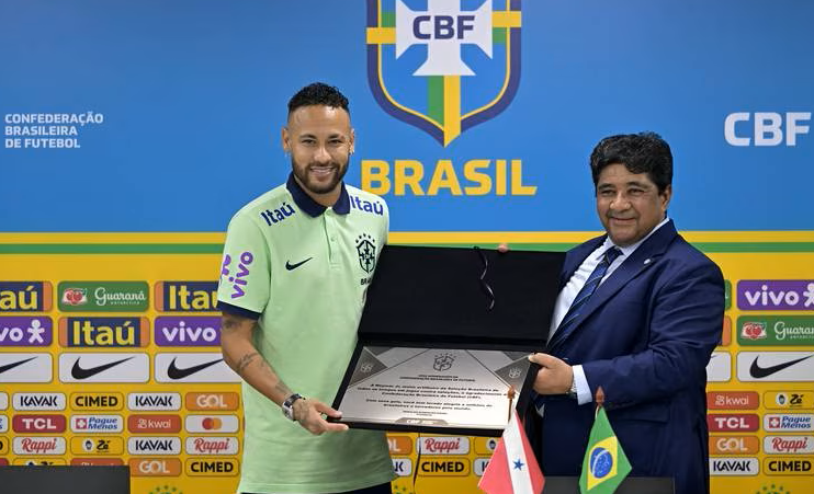 Neymar: “Sólo quiero escribir mi nombre en la historia de la selección brasileña”