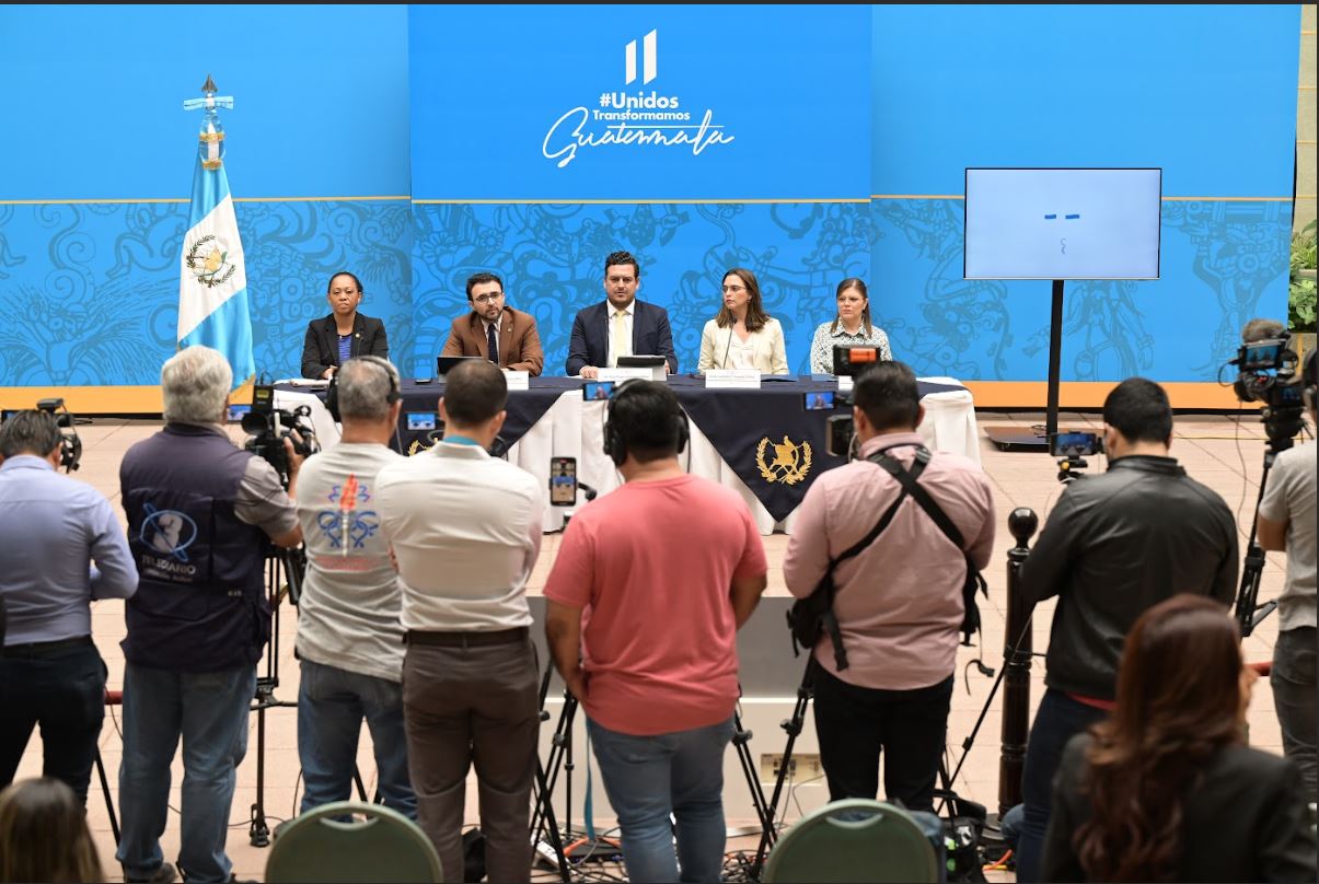 Comisión de Transición del Gobierno informa sobre reuniones con autoridades electas