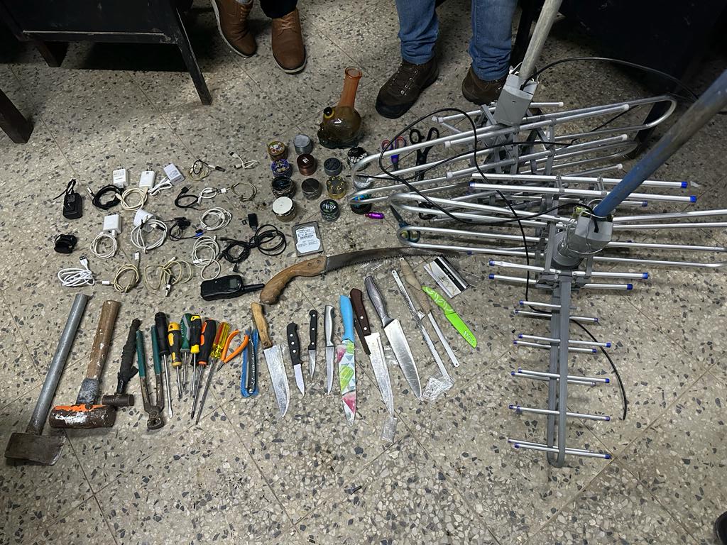 Ejecutan requisa en Centro de detención Pavoncito
