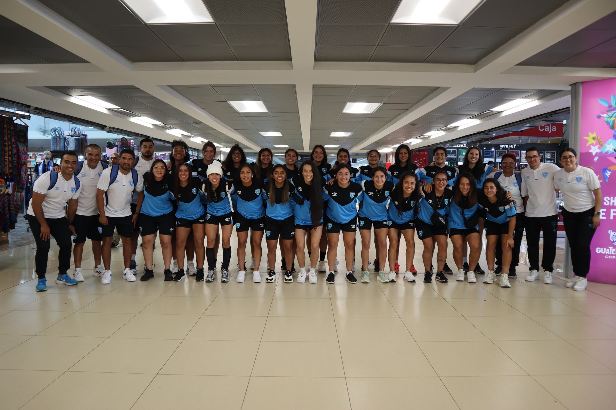 Guatemala viaja a Panamá en busca del milagro