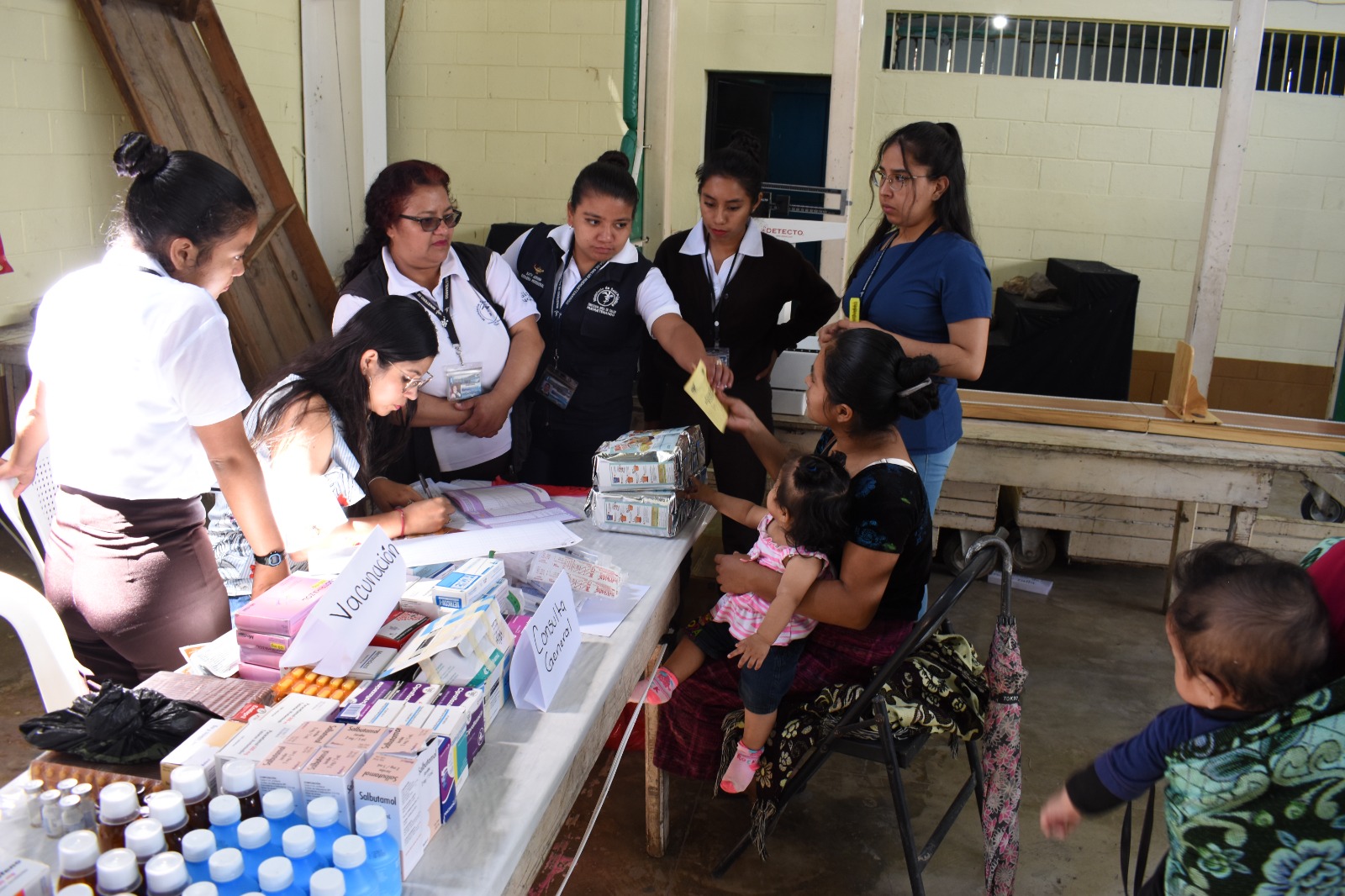 Continúa jornada móvil de servicios integrados en Huehuetenango