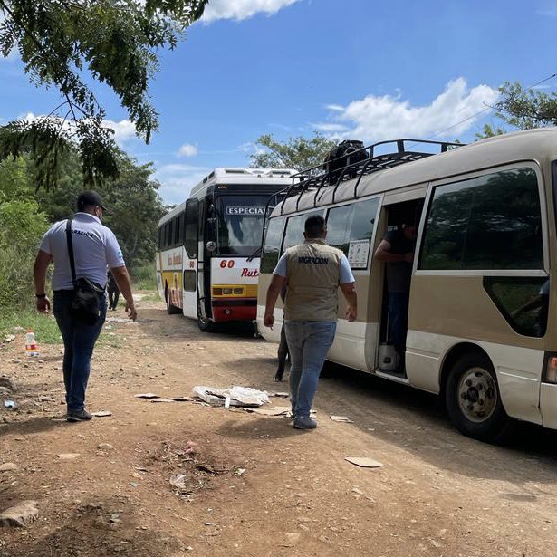 Operativo para regularizar la situación migratoria en el país.