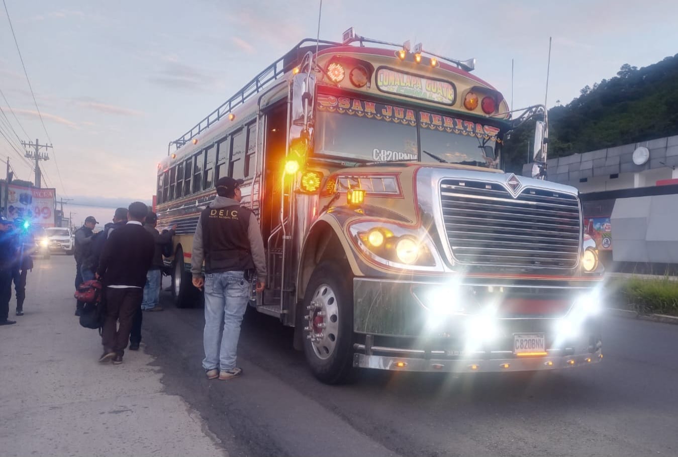 PNC realiza operativos relámpago en ruta Interamericana