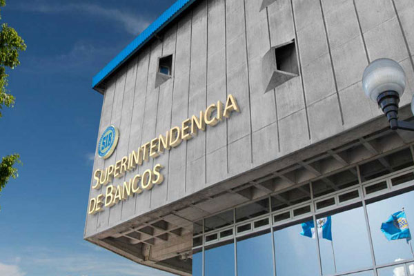 Junta Monetaria autorizó el asueto en el sector bancario con motivo del aniversario de independencia. / Foto: Sib.