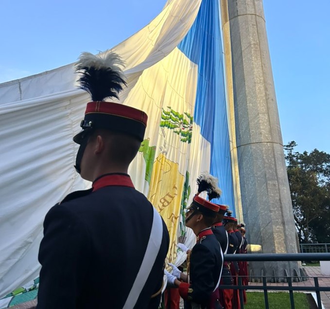 Ejército conmemora los 202 años de independencia del país