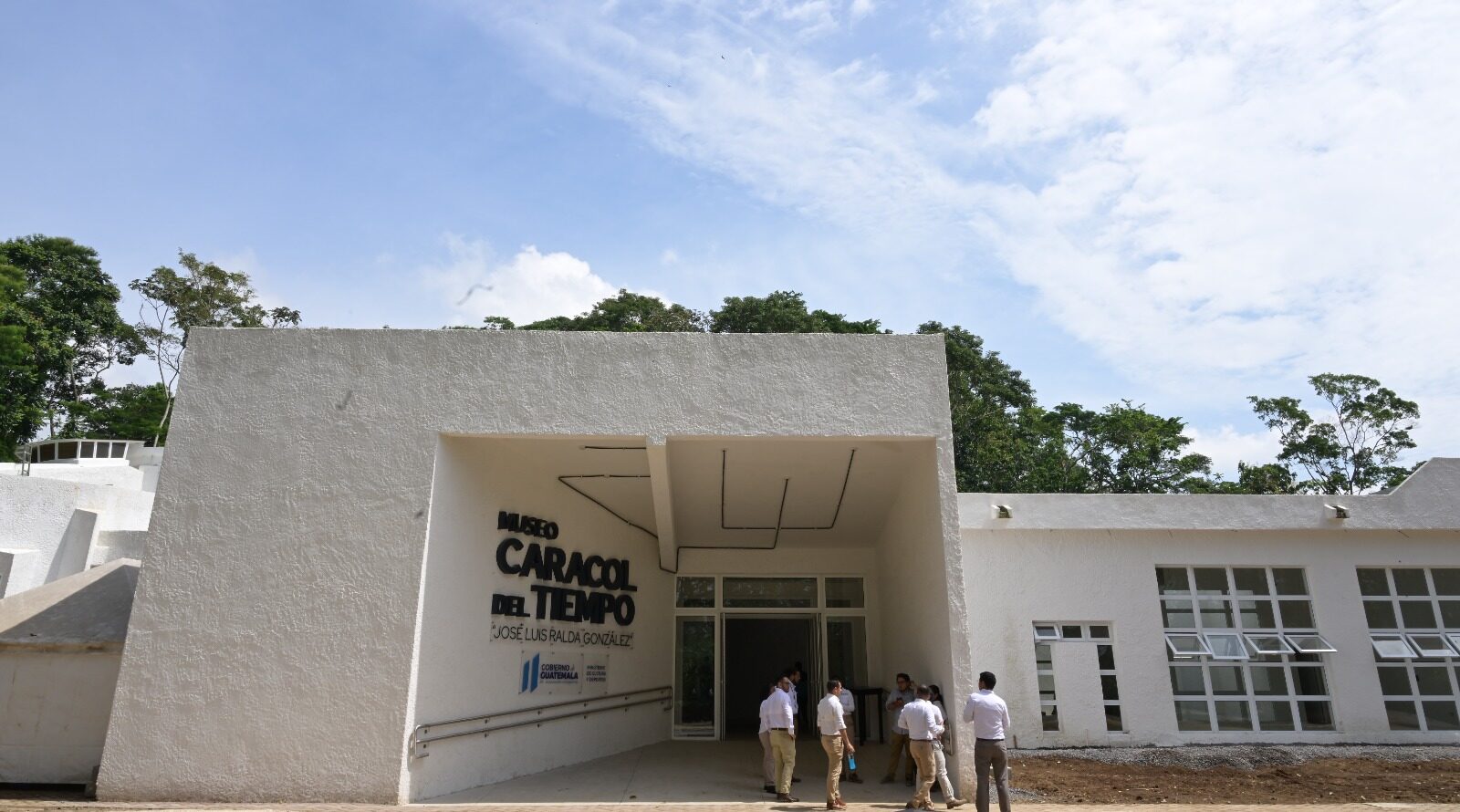 Presidente entrega primera fase de construcción del museo Caracol del Tiempo, en Tak’alik Ab’aj