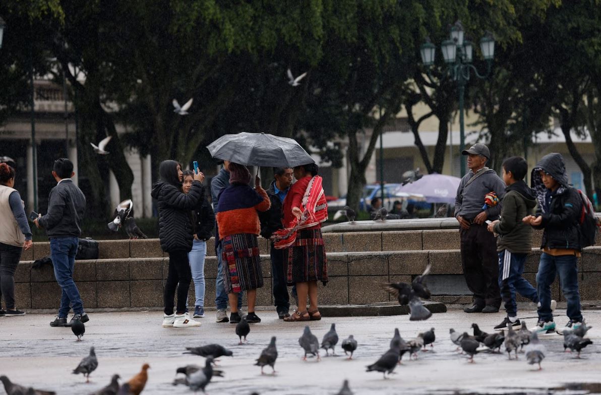 Paso de una onda del este puede generar fuertes lluvias en el territorio