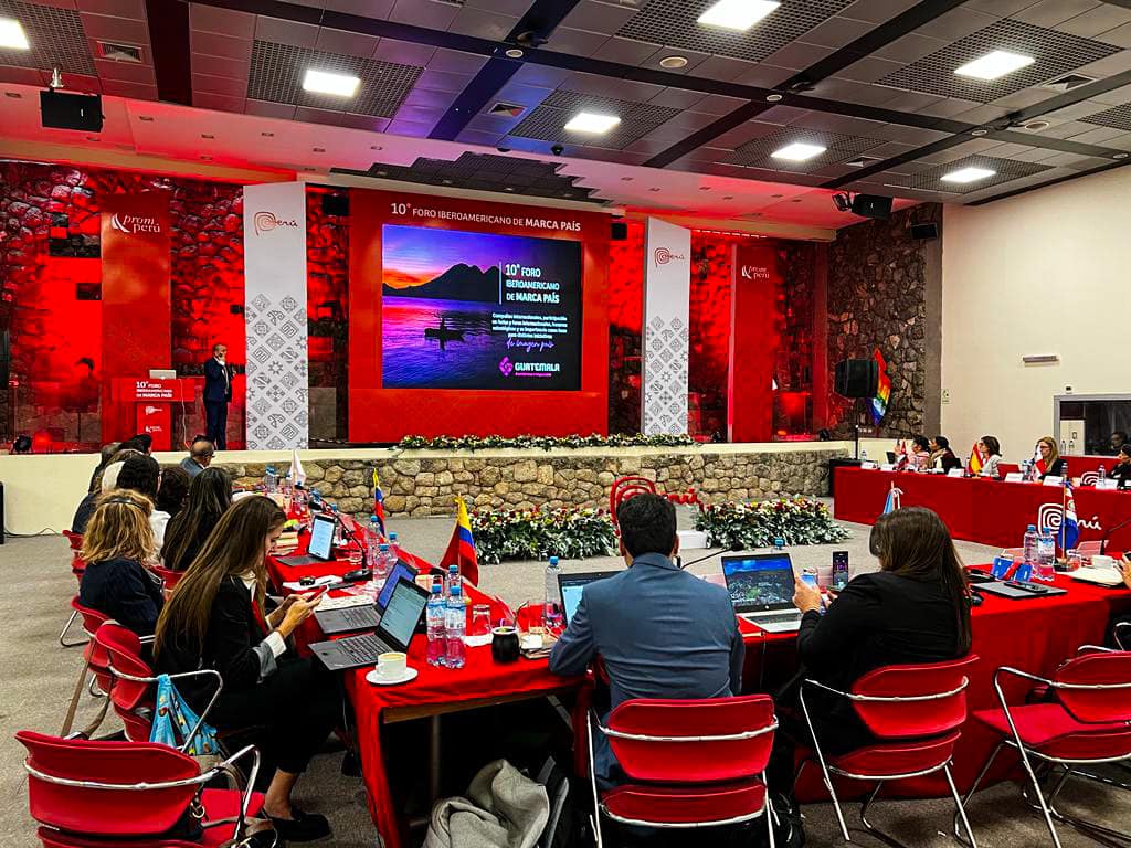 Guatemala participa en el 10° Foro Iberoamericano de Marca País en Perú