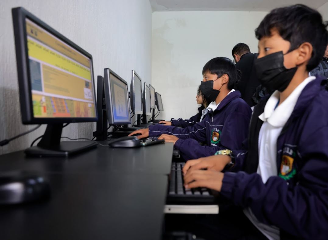 Guatemala suma 10 municipios digitales en el país