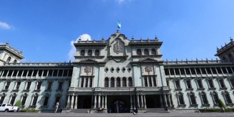 El Gobierno de Guatemala recuerda que el proceso de transición fue suspendido por autoridades electas. / Foto: Archivo.