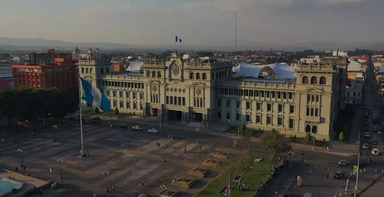 Entregan restauración del Palacio Nacional de la Cultura
