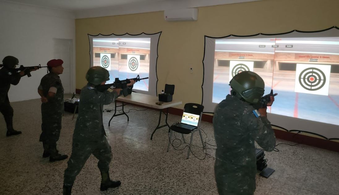 Ejército de Guatemala adquiere simuladores de tiro virtual
