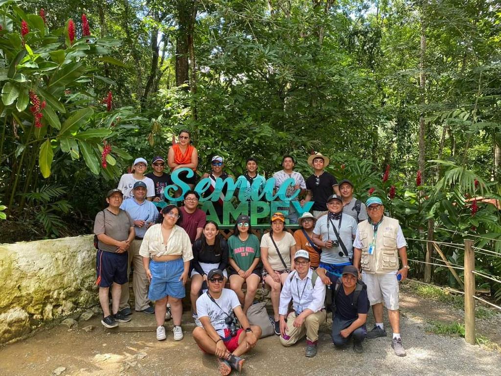 Huehuetenango intercambia experiencias con el sector turístico de Alta Verapaz