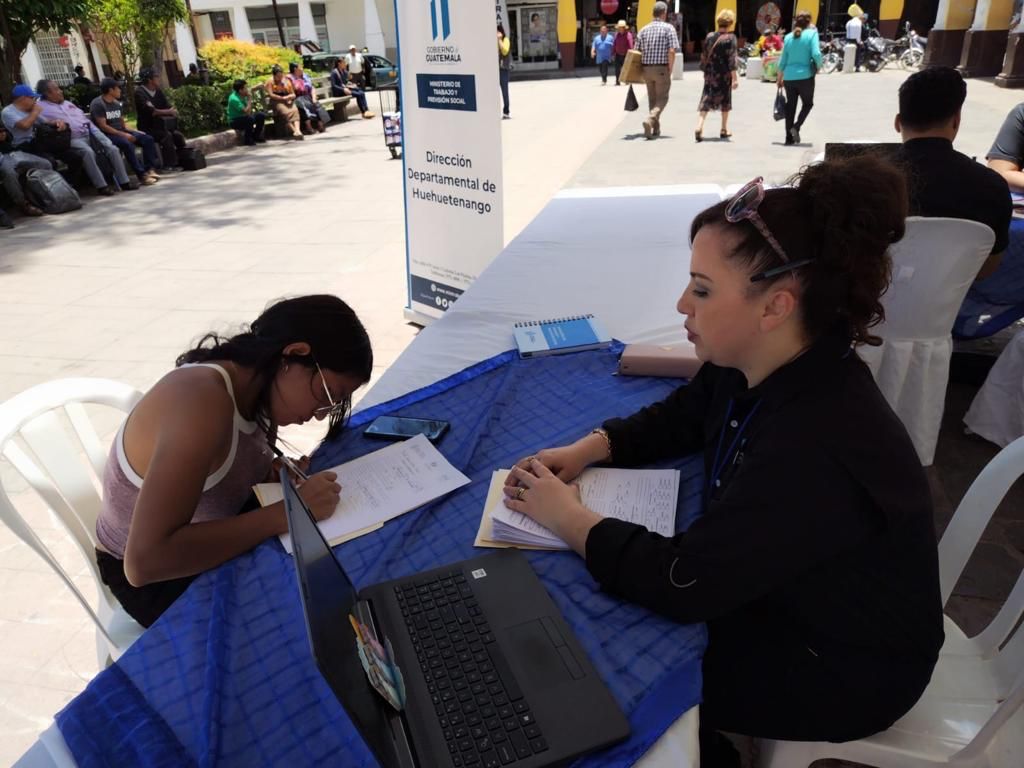 Promueven quiosco de empleo dirigido a mujeres de Huehuetenango