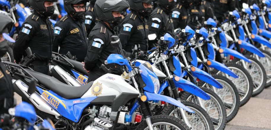 Entrega de motocicletas refuerza la Estrategia de Transformación Policial