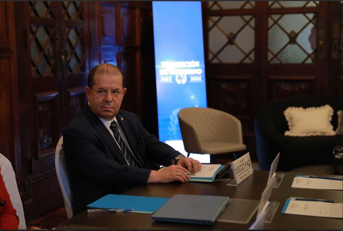 Delegación de la OEA participa en reunión de transición en Guatemala