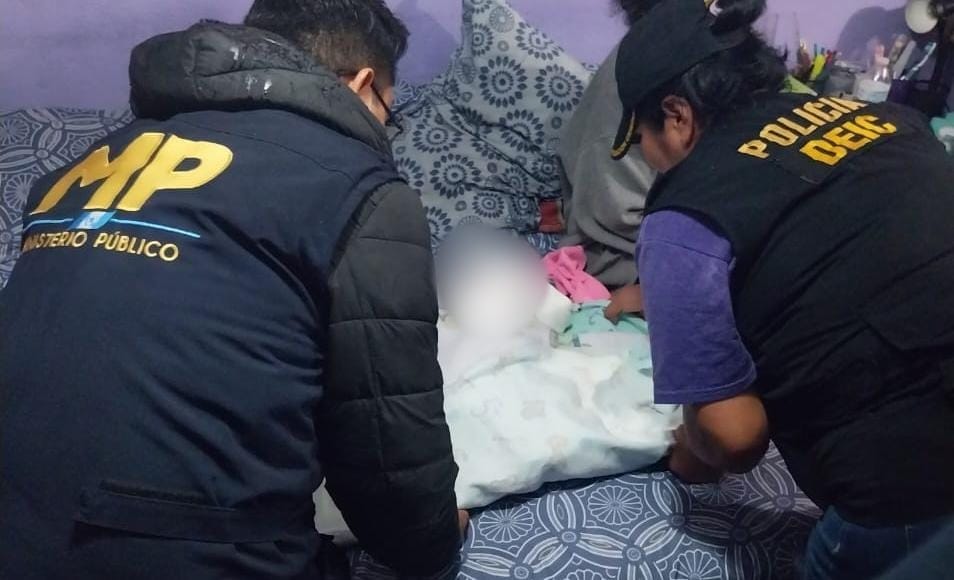 Investigadores de PNC localizan sana y salva a recién nacida sustraída del Hospital General San Juan de Dios