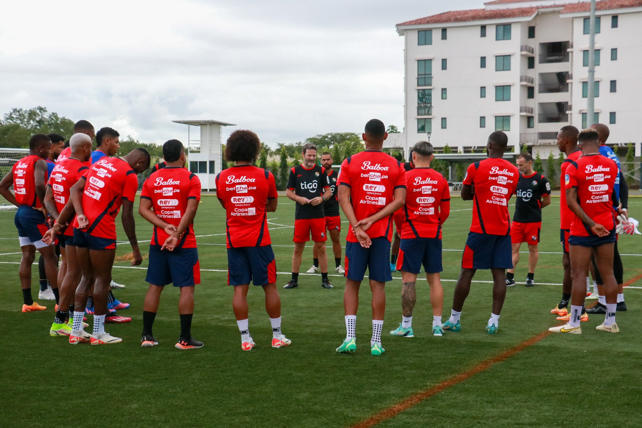 Panamá convoca a 24 hombres para partido ante Guatemala