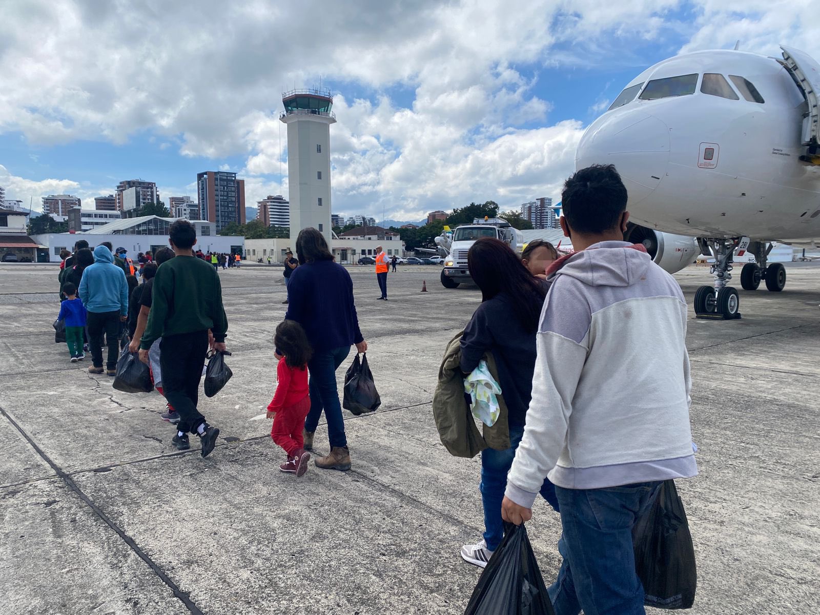 IGM continúa brindando asistencia a connacionales retornados