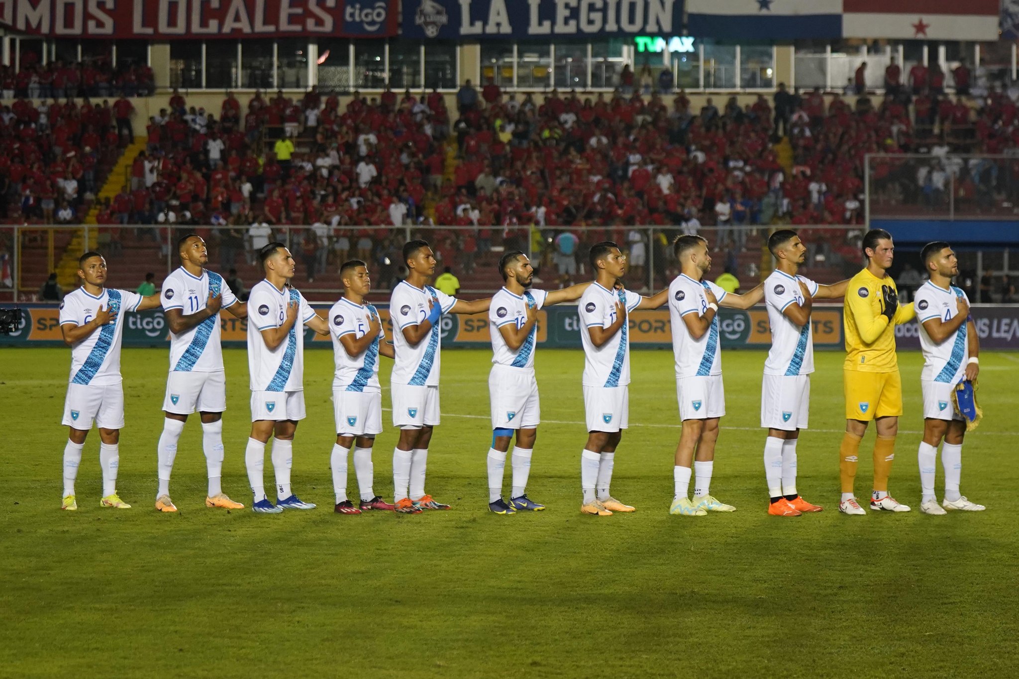 Guatemala recibe baño de realidad en Panamá