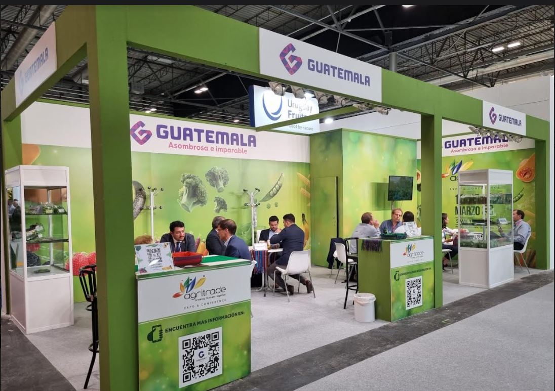 Guatemala exhibe sus productos en la feria Fruit Attraction 2023