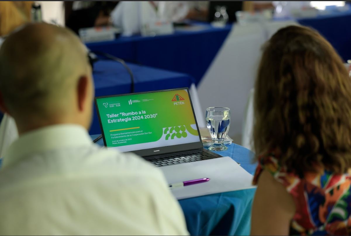 Planifican estrategia de cooperación internacional para Iberoamérica 2024-2023