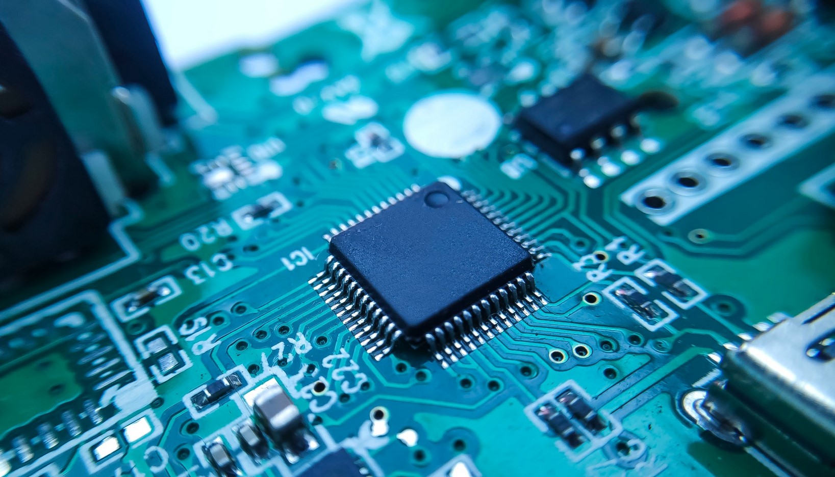 Nuevo semiconductor bate récord de velocidad