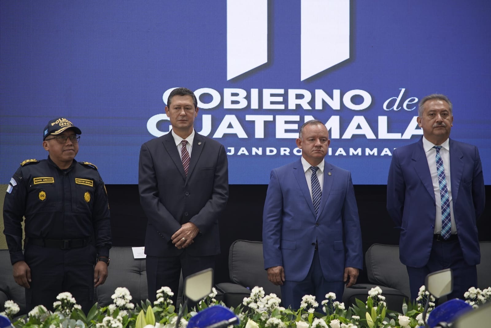 Mingob anuncia próximas entregas de comedores y comisarías para la PNC