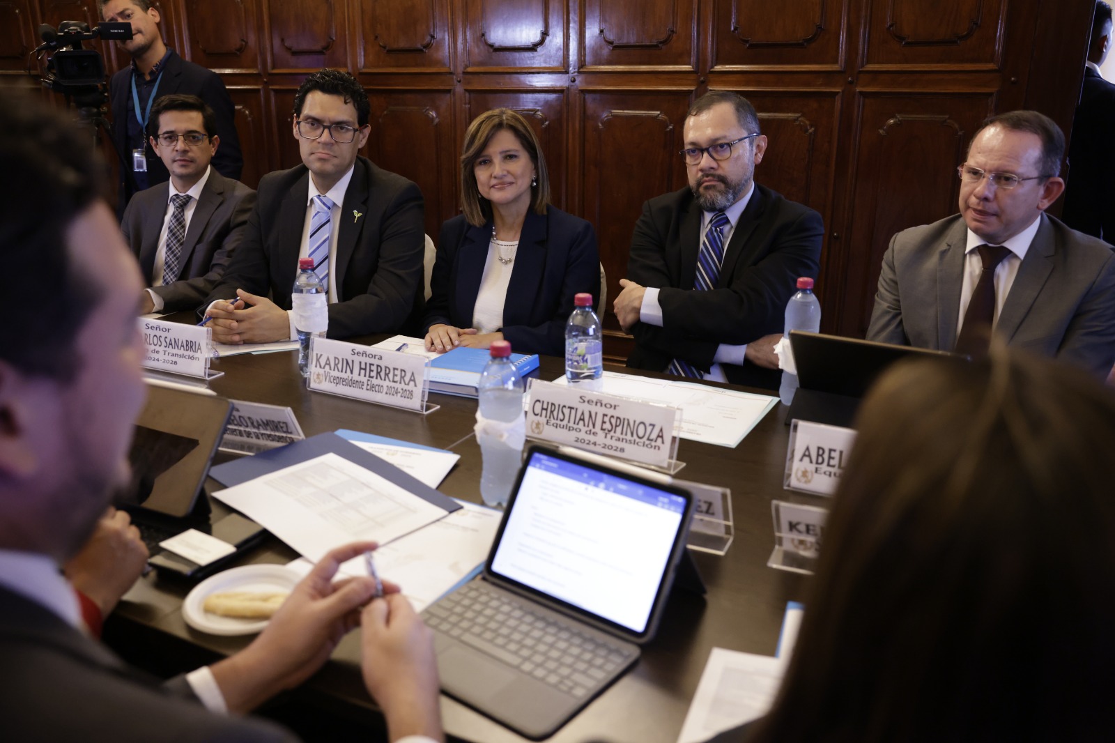 Reanudación del proceso de transición contribuye al fortalecimiento de la democracia en el país