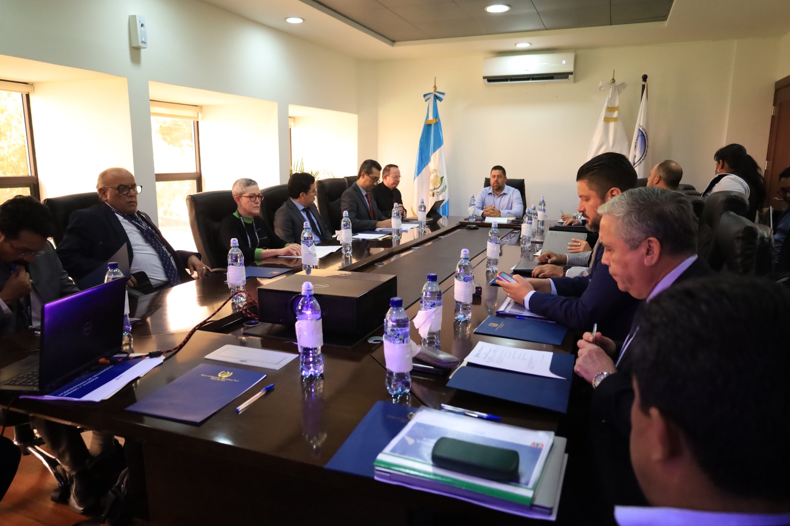 Autoridades del CIV se reunieron con equipo de transición del binomio electo