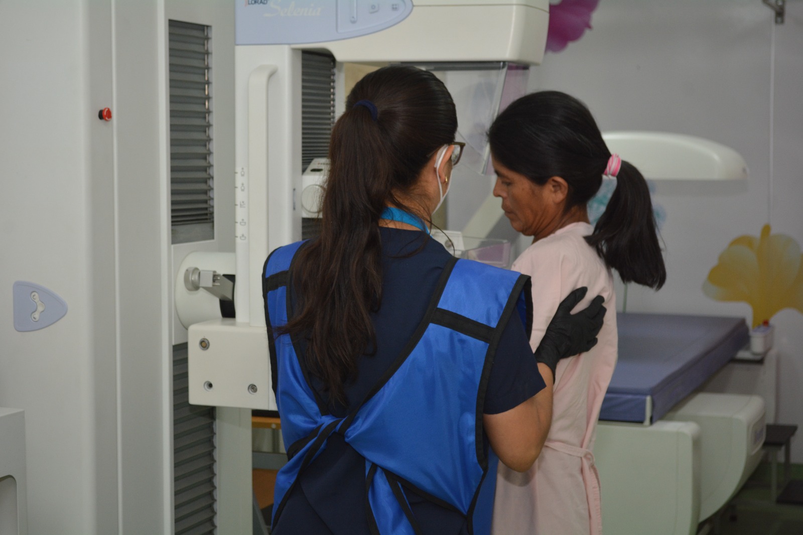 Fortalecen acciones para la atención a pacientes con cáncer de mama