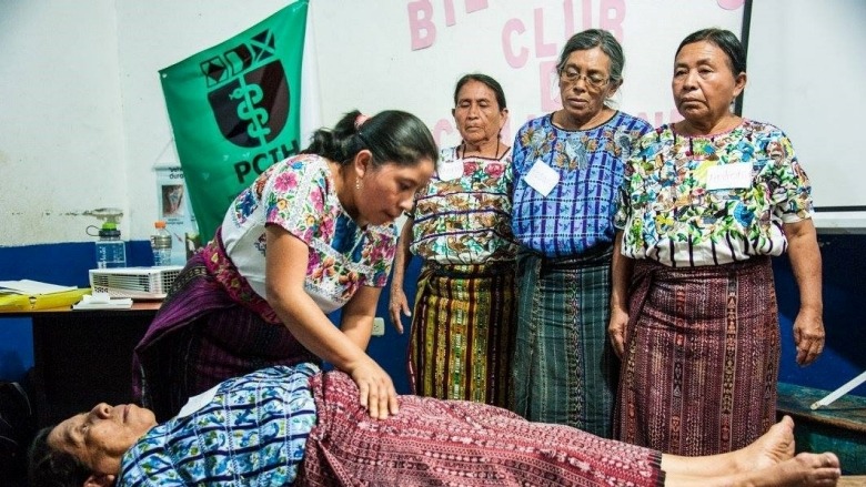 Salud contempla el fortalecimiento de los conocimientos de las comadronas. / Foto: DCA.