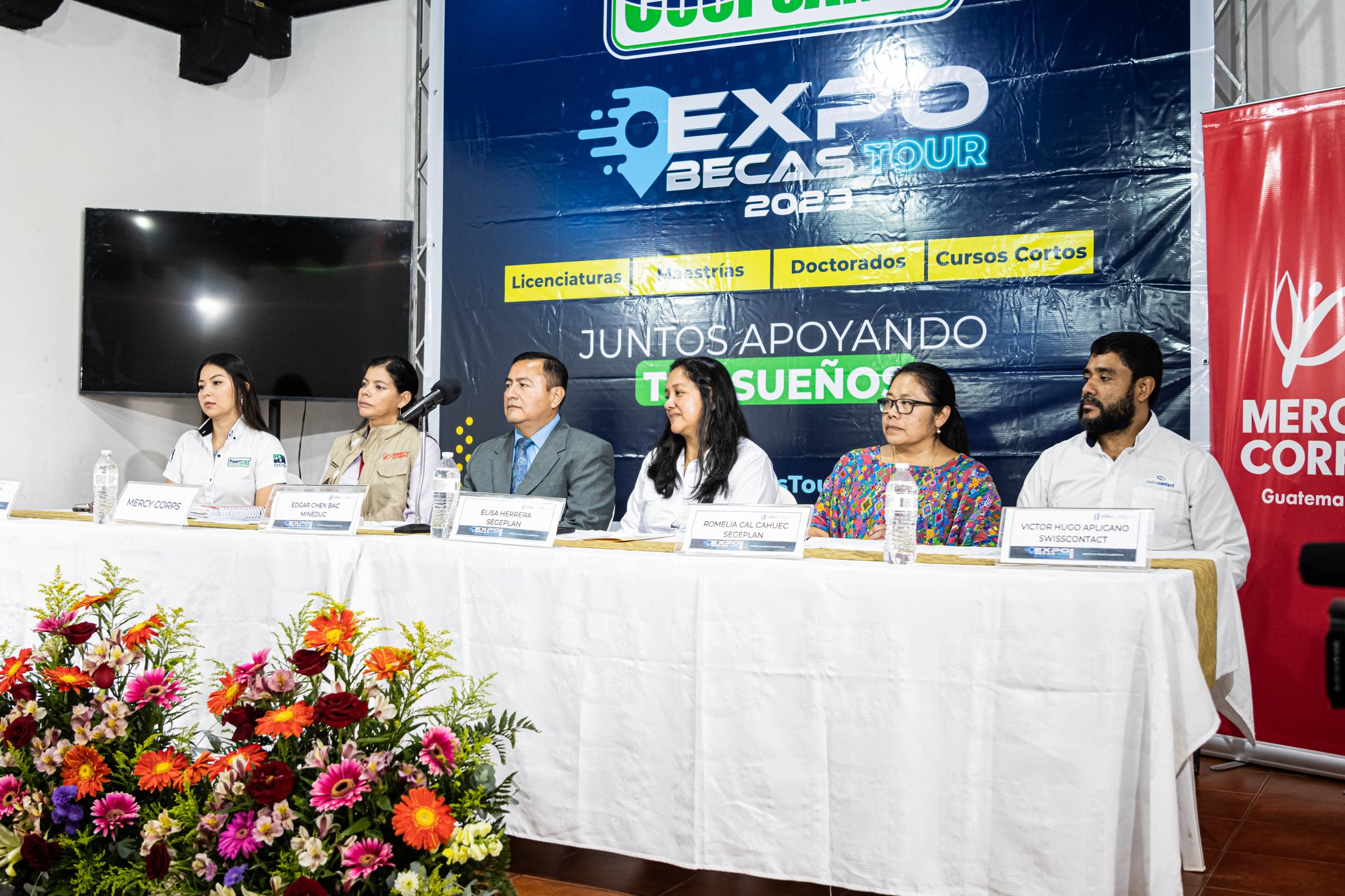 Por cuarto día consecutivo desarrollan Expo Becas Tour 2023 en el norte del país