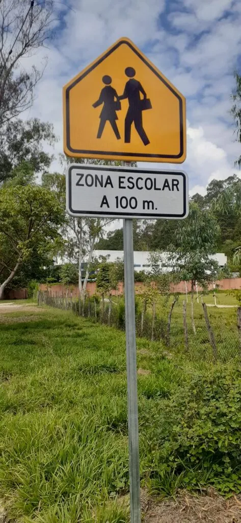 Amplían red de señalización en las Verapaces