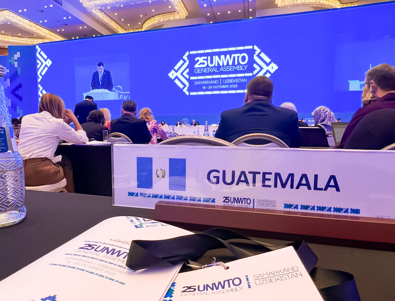 Guatemala participa en evento de turismo en Uzbekistán