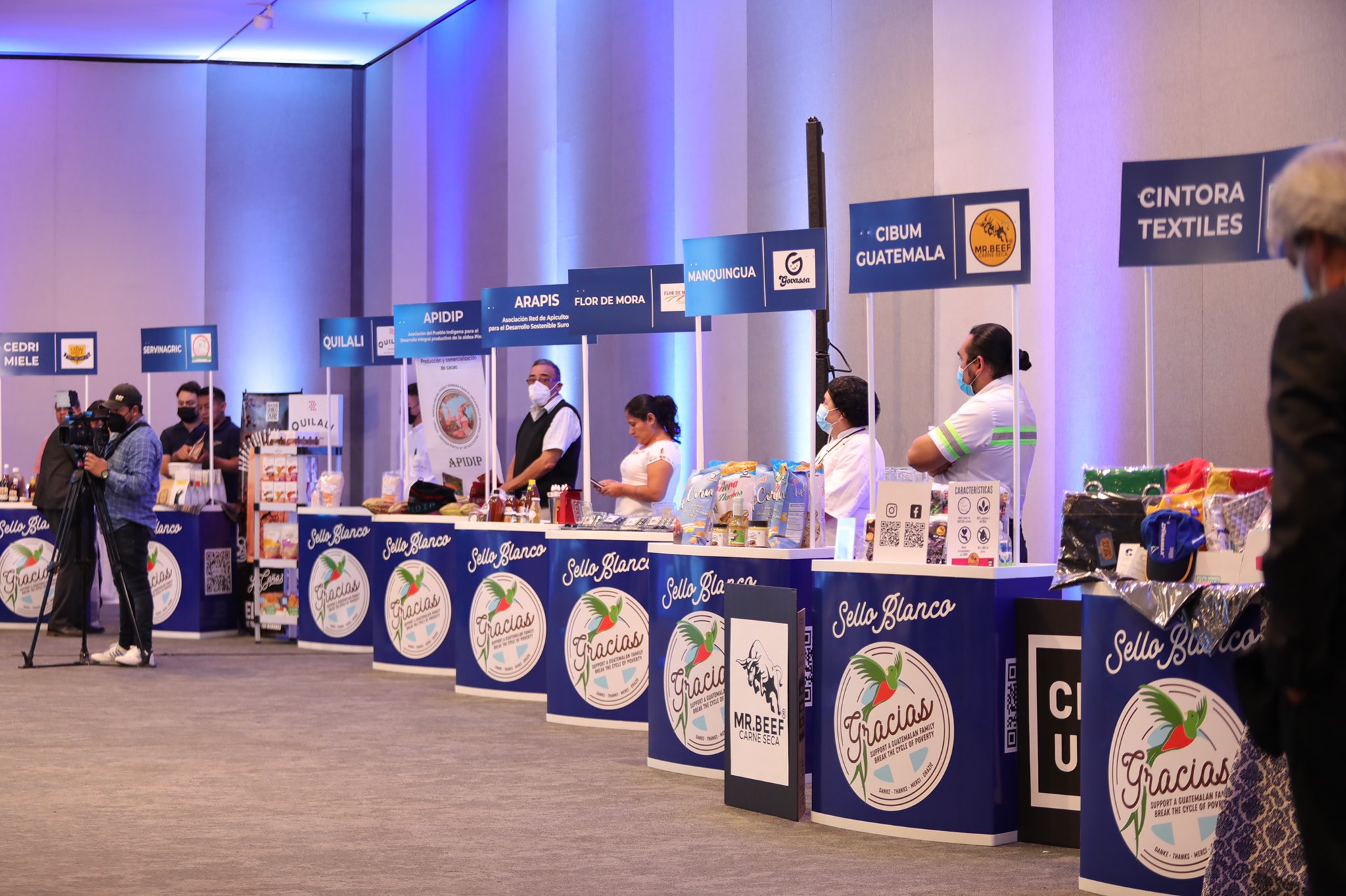 Acciones fomentan la promoción de productos guatemaltecos. /Foto: Mineco