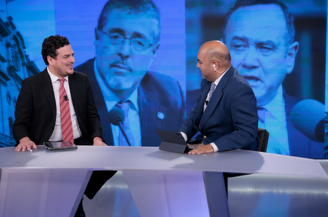 Entrevista sobre el proceso de transición. / Foto: Gilber García.