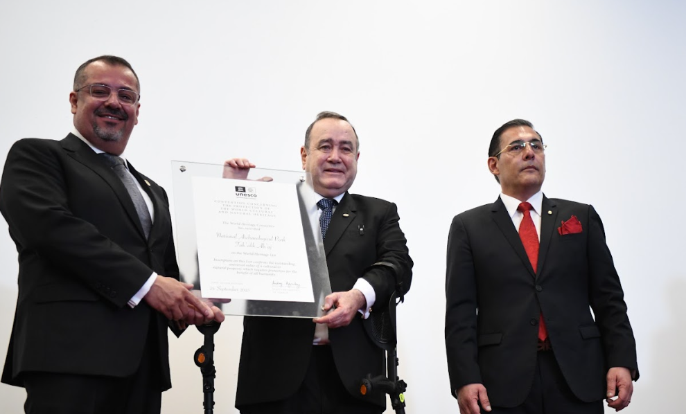 Presidente entrega órdenes del Patrimonio y del Quetzal y recibe acreditación de Tak’alik Ab’aj como Patrimonio Mundial de la Humanidad