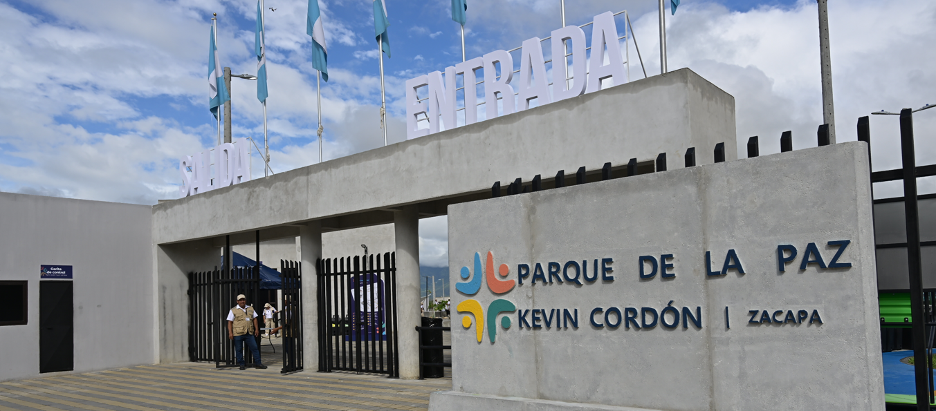 Más de 2 mil personas beneficiadas en primeras horas del Parque de la Paz Kevin Cordón